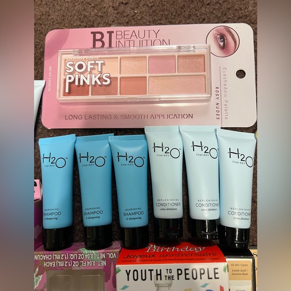 NEW Huge Makeup/Skin care bundle! Example of one I did please read :-) - Picture 6 of 16